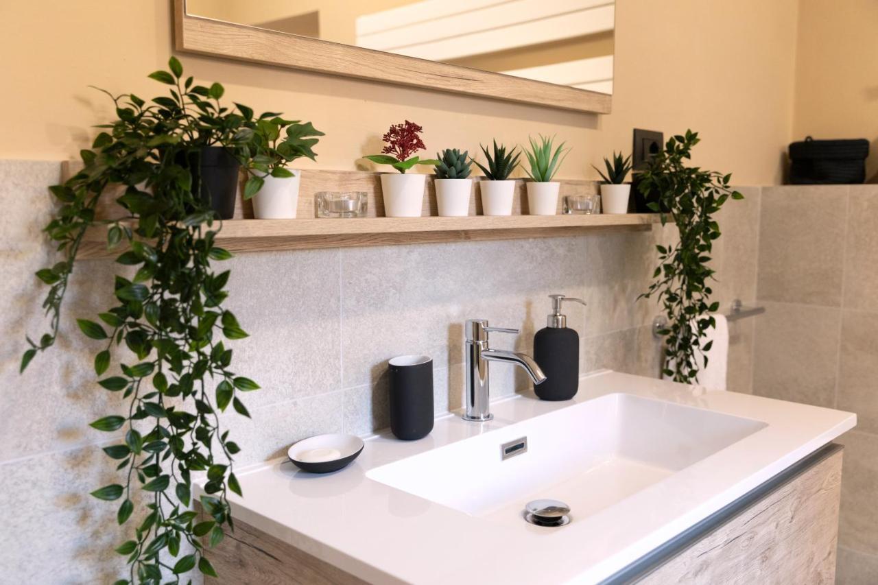 Parione Apartment Рим Екстериор снимка